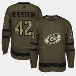 Camiseta Hockey Carolina Hurricanes Joakim Nordstrom 2018 Salute To Service Verde Militar